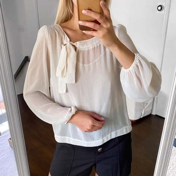 🐚 CLASSY BOW TIE PUFF SLEEVE SHEER BLOUSE! - Picture 4 of 15